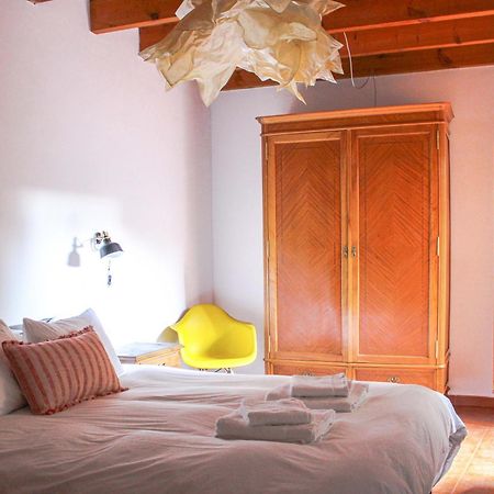 El 8 De Serranos - Bajo - Casa Con Garaje León Esterno foto